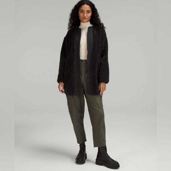 Lululemon Collarless Textured Fleece Full Zip Teddy Jacket in Black - Picture 1 of 11
